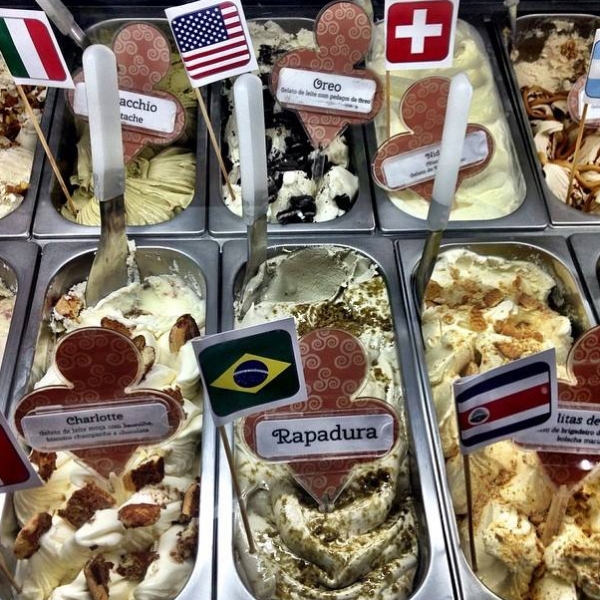 O autêntico e irresistível gelato italiano! Qualquer gelato grande (360g) + Água mineral (315ml) na Gelateria Linard por R$8,99