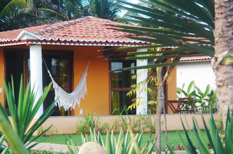 2 diárias para casal com café da manhã e serviço de quarto no charmosíssimo Paraíso do Sol Hotel (Praia de Parajuru) de R$490 por R$245