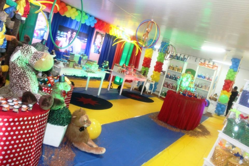 Uma das melhores estruturas de buffet infantil em Fortaleza! Festa completa p/ 50 pessoas no Mania de Festa Buffet por R$1.099 até 12x*. Válido por 1 ano!