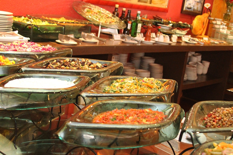 Seu evento no Piaf Saint Martin! Almoço completo para 20 pessoas com o estilo e o bom gosto por apenas R$699 (Em até 12x*)