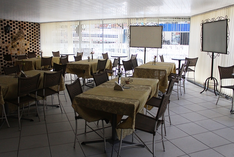 Seu evento no Piaf Saint Martin! Almoço completo para 20 pessoas com o estilo e o bom gosto por apenas R$699 (Em até 12x*)