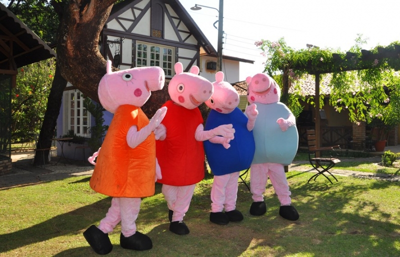 Último mês da Peppa Pig e sua Família no Ecopoint! 01 Ingresso de R$40 por R$19,90. Compre quantos cupons quiser!