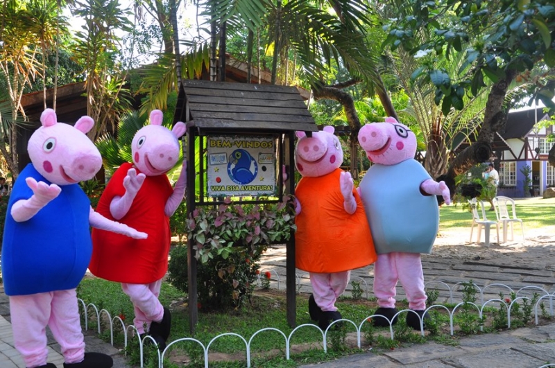 Último mês da Peppa Pig e sua Família no Ecopoint! 01 Ingresso de R$40 por R$19,90. Compre quantos cupons quiser!