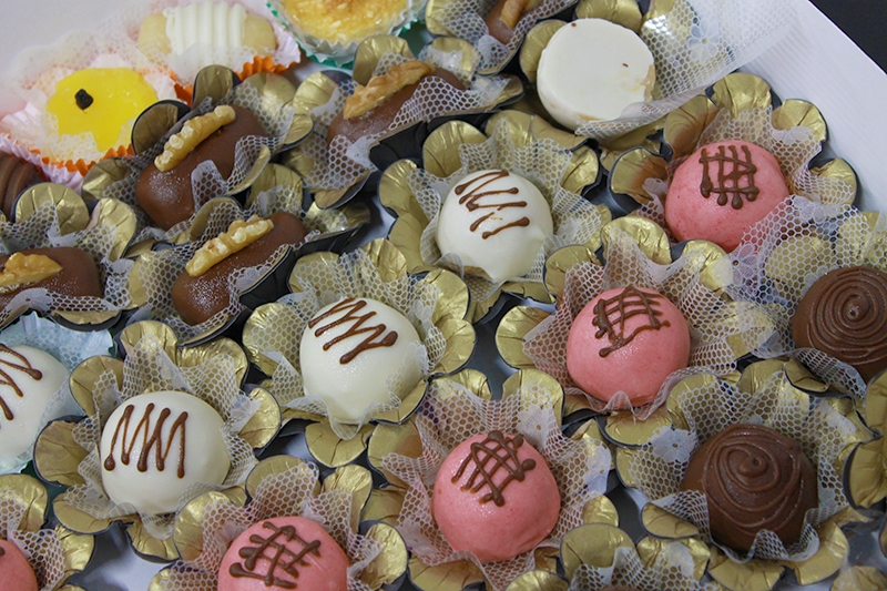 A Chantilly conquistará você e seus convidados pelo sabor único e qualidade! 200 doces finos de R$350 por R$175