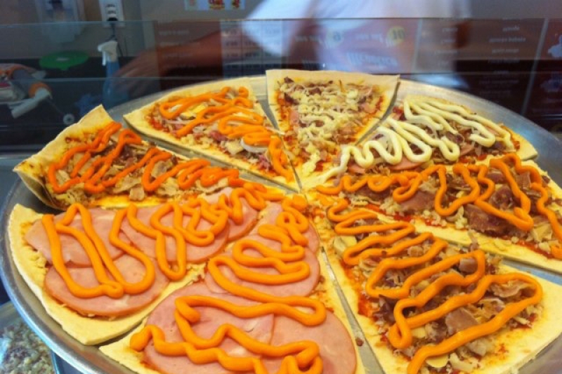 Delícia do tamanho da sua fome! Pizza grande (8 fatias) de até R$42,90 por R$13,90 no Shake Pizza Sul