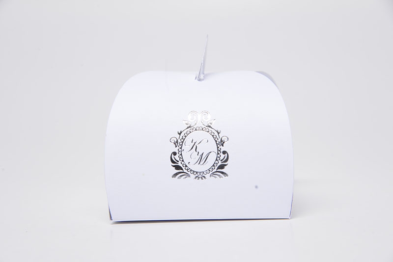 100 caixinhas de papel com detalhes em hotstamping (180g) para bem casado ou brownie por R$99 na Etiqstamp