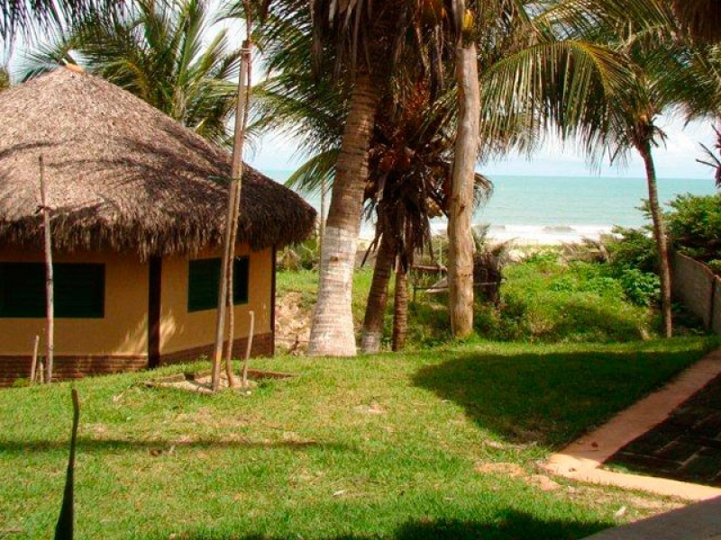 Aproveite a temporada dos ventos na belíssima Praia do Preá! 2 diárias para casal com café da manhã por R$249 no Sítio Phoenix