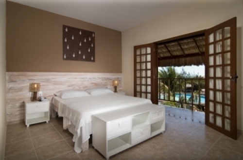 O melhor hotel de Canoa Quebrada! 2 diárias para casal + café da manhã em Aptº Luxo ou Bangalôs por R$310 no Hotel Long Beach