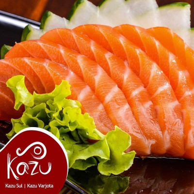 Culinária japonesa contemporânea! Combinados com Sushi, Sashimi, Hots e Temakis por apenas R$29,90 no Kazu Restaurante Sul