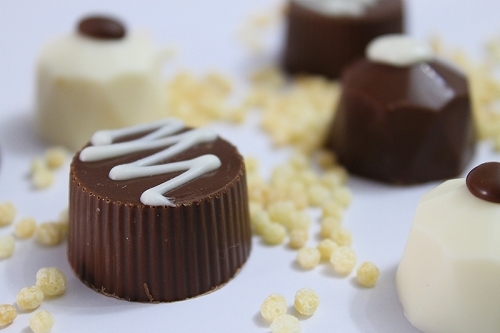 Os doces da Verônica Chocolates Finos que são sucesso! 300 Chocolates: 100 Decorados + 100 Crocantes + 100 Trufados por R$109,90