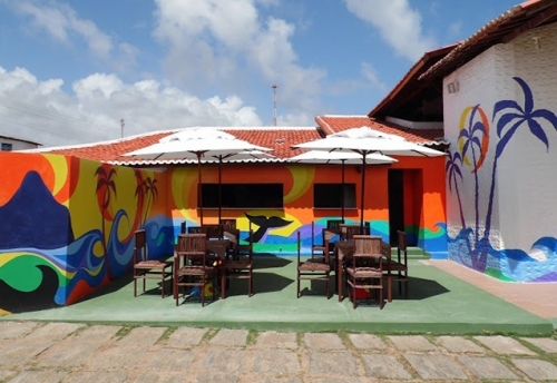 Curta o Carnaval na praia da Caponga! 3 diárias com café da manhã para casal 1 criança por R$1200 na Estalagem Casa do Coronel