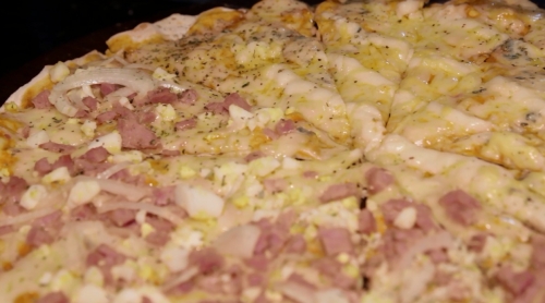 A Budega Cariri está no Barato Coletivo com a melhor pizza da cidade! Pizza grande Doce ou Salgada de até R$41,90 por R$24,90